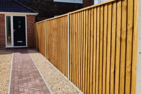 Fencing Contractors in Woking