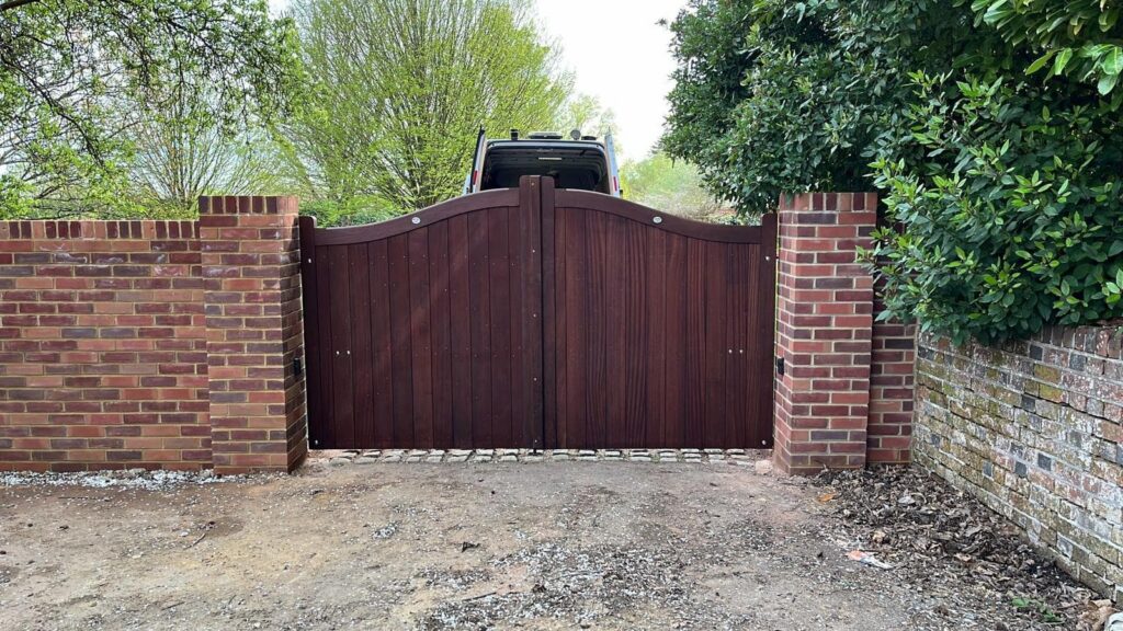 Professional Fencing near Woking